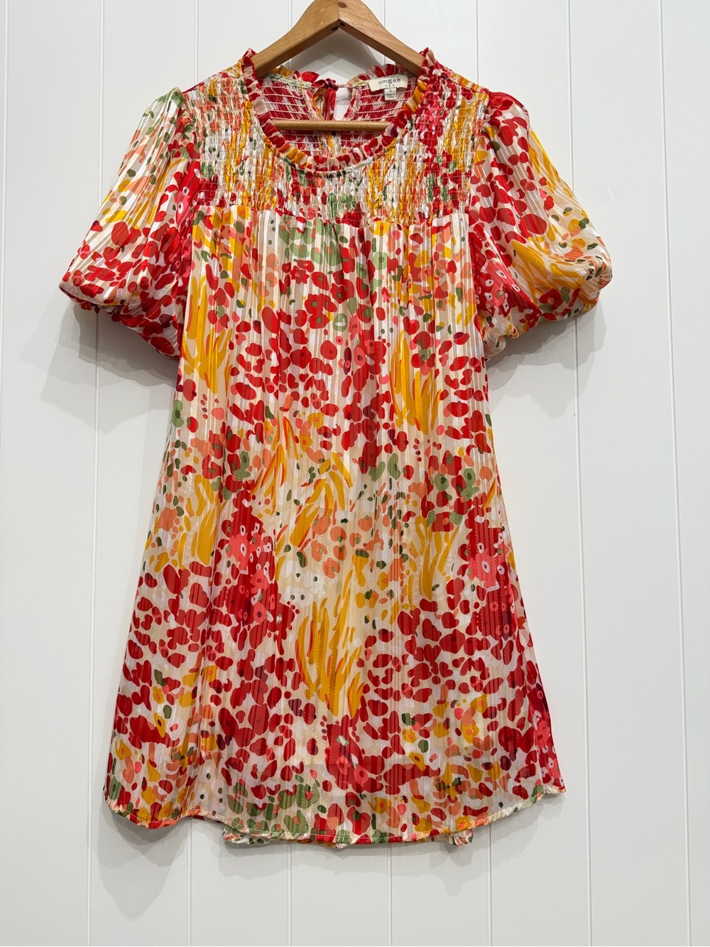Umgee Shades of Red Floral Smocked Puff Sleeve Babydoll Boho Mini Dress Small